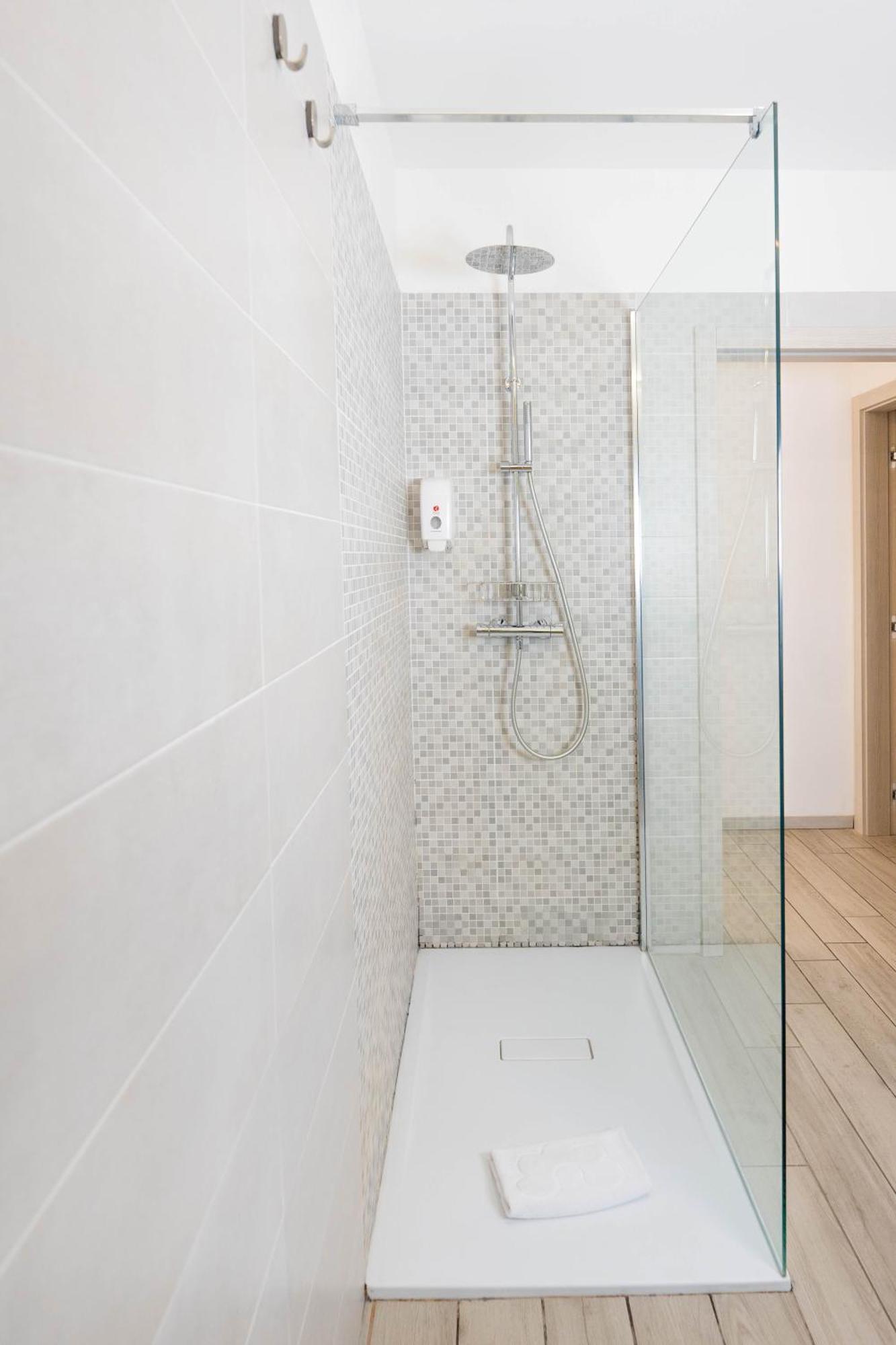 Cityu Grazioli 27 Appartamento Trento Citta - 2 Stanze Con 2 Parcheggi Privati Gratuiti Exterior foto