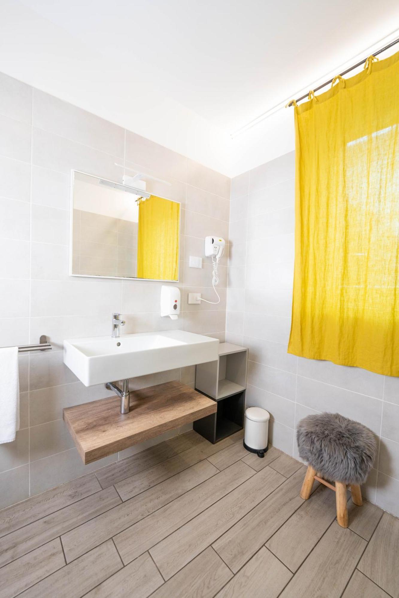Cityu Grazioli 27 Appartamento Trento Citta - 2 Stanze Con 2 Parcheggi Privati Gratuiti Exterior foto